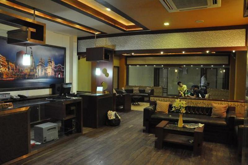 Hotel Vishwanath Варанаси Экстерьер фото